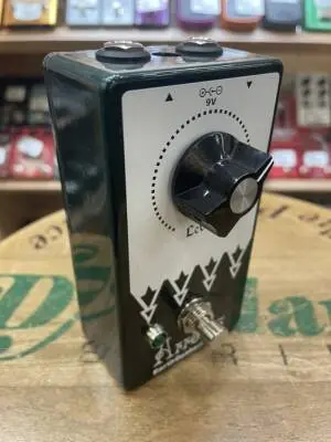 ARROWS PREAMP BOOSTER - EarthQuaker Devices - EQDARW2 2
